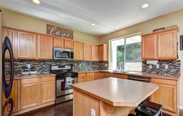 J Cabinetry Kitchen & Bath