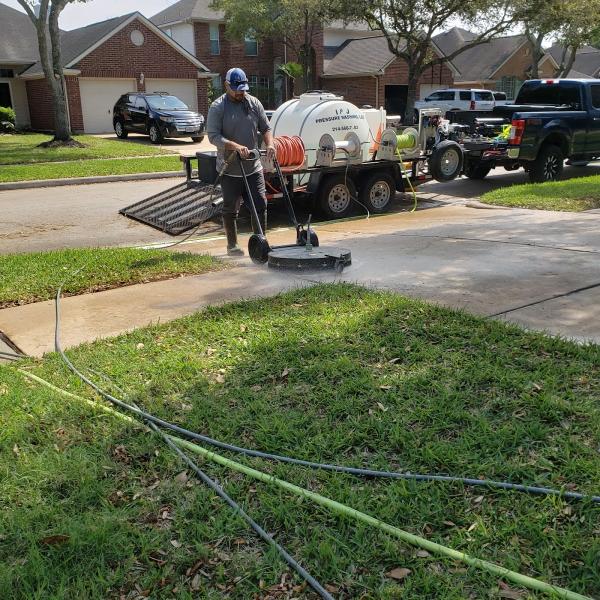 I & J Pressure Washing LLC