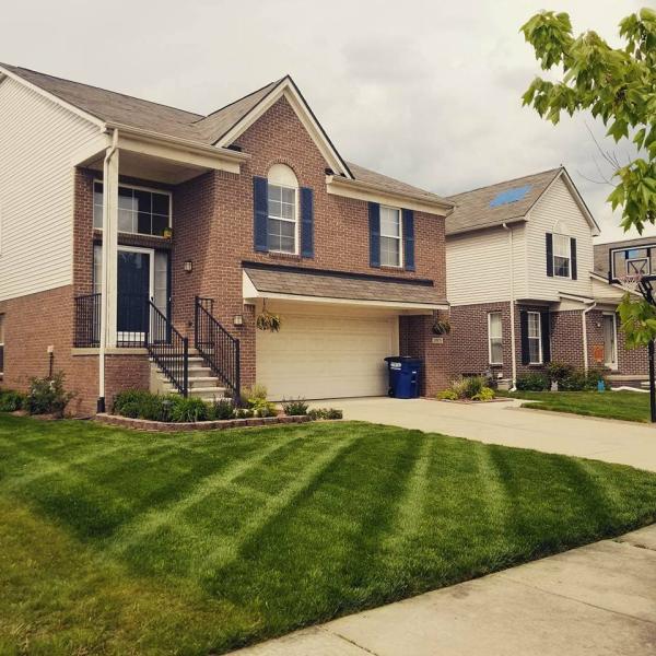 Curb Appeal Lawn & Maintenance LLC