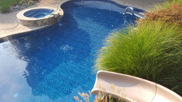 Water's Edge Pool Care
