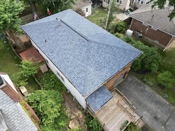 Center Construction Roofing
