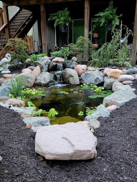 Good Earth Water Gardens