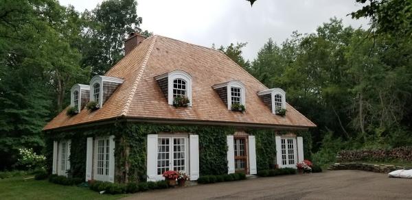 Shakes Roofing & Siding