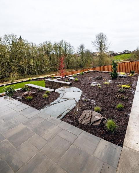 Simple Lawns & Landscape Design