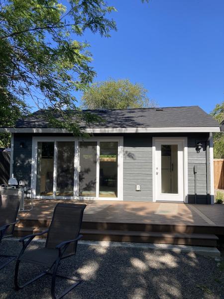 Peton Construction LLC