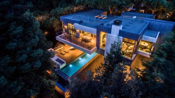 The Macdonald Group at PMZ Real Estate
