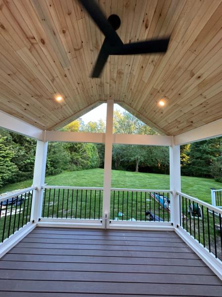 T6 Homes: Roofing and Construction