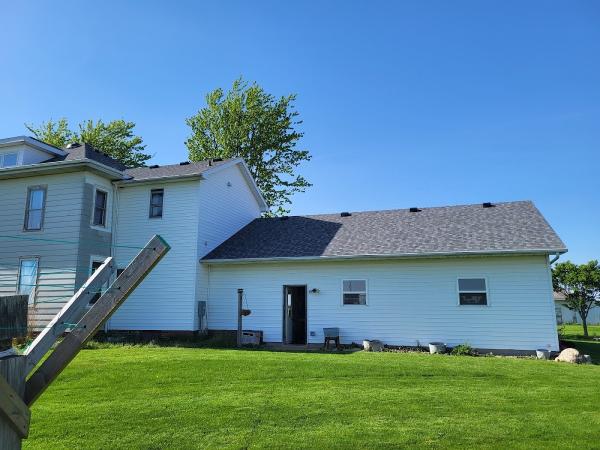 Roszman Roofing and Remodeling Inc
