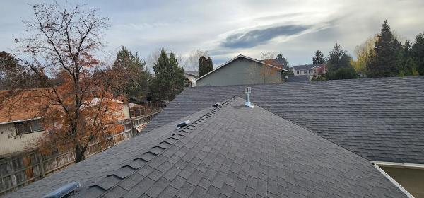 CH Roofing & Construction