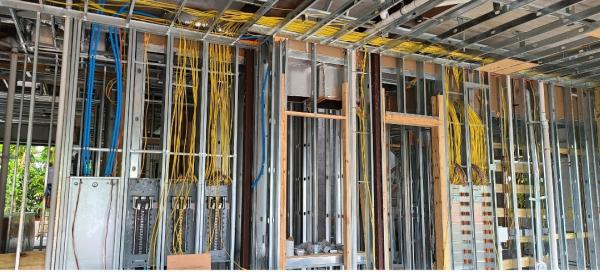 R Electric LLC