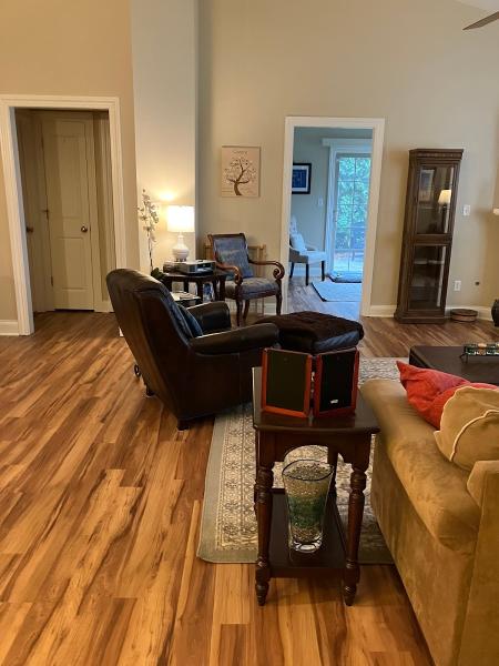 Lynsay's Interiors Floors & More