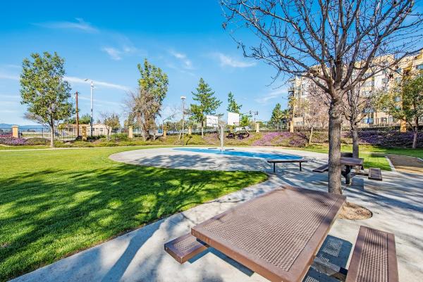 HH Red Stone Properties