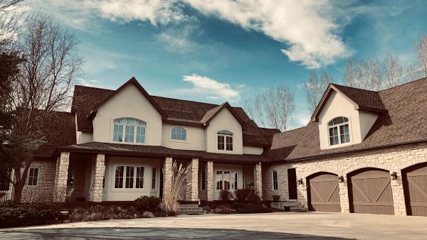 Mixteriors Roofing