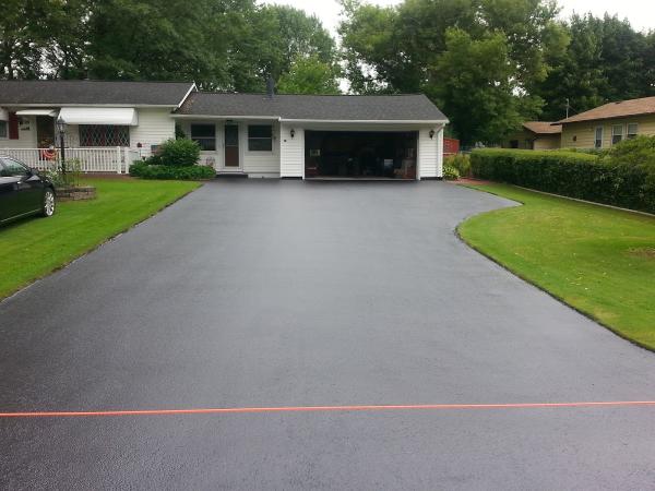 Evans Sealcoating & Property Maintenance