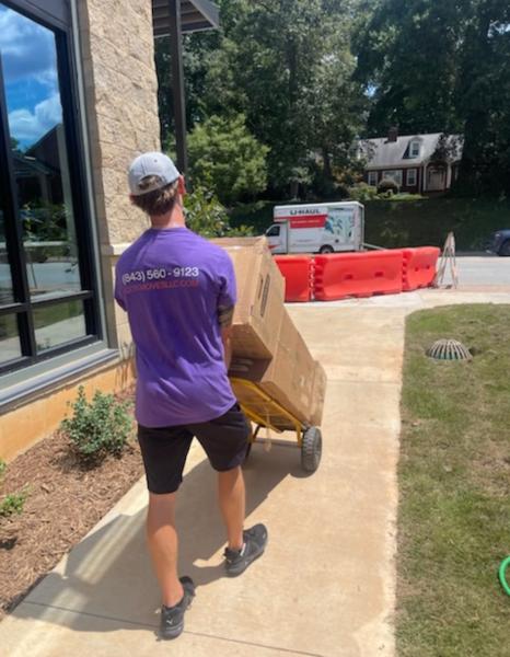 Quikmoves LLC