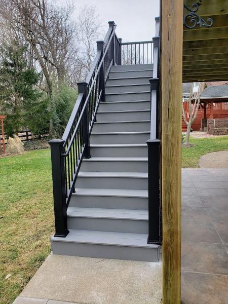 Veteran Deck & Fence LLC