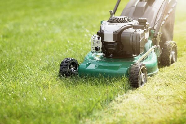 H&E Lawncare Service