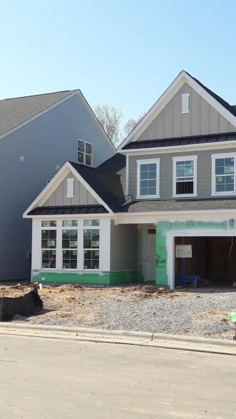 M/I Homes Amberly Village Square