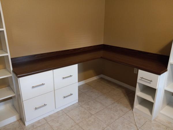 Discount Custom Closets
