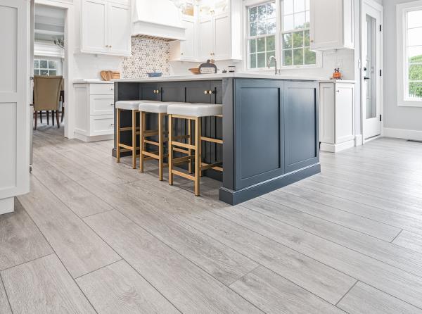 Dicecco Tile + Remodel