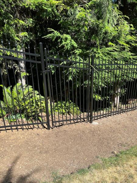 Rainier Fencing & Decking