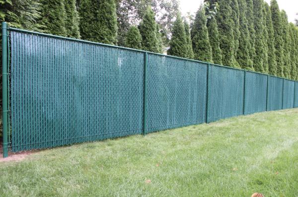 Luxury Fence. LLC