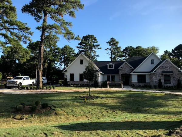 M & D Roofing