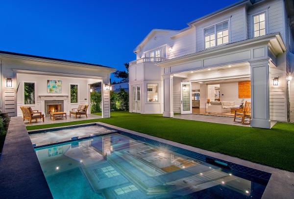 Luxe Windows + Doors