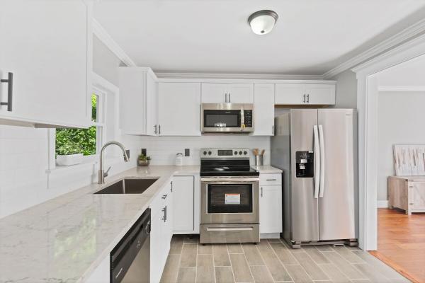 Creative Stone Countertops Inc.