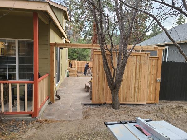 Cascade Fence and Construction