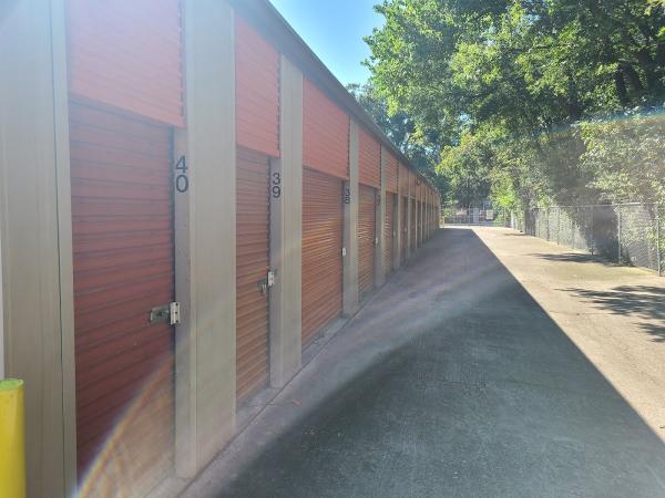 D&W Self Storage