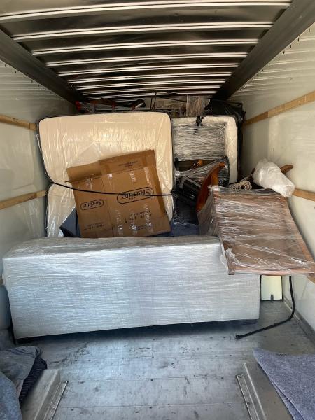 Surfus Moving Pros