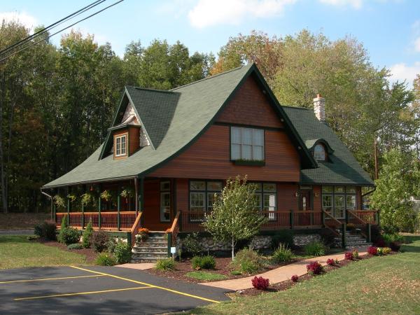 Company Woods Builders Inc.
