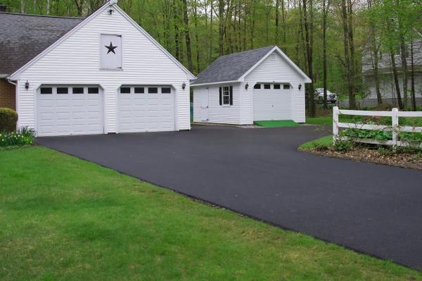 Deziel Paving LLC