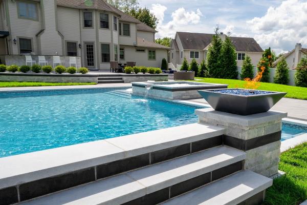 Everclear Pools & Spas