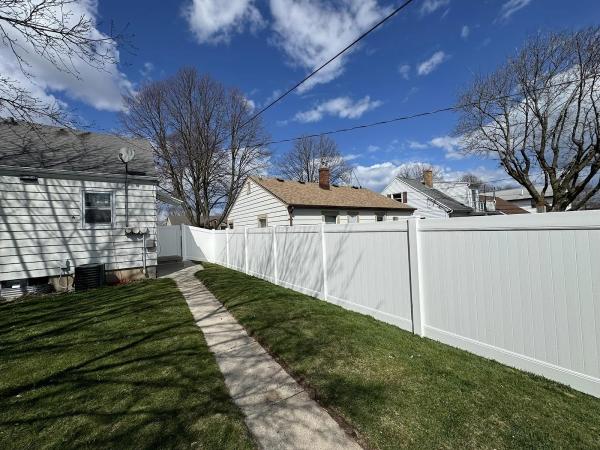 A to Z Quality Fencing & Structures