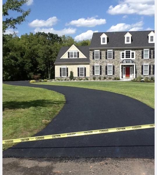 Advance Asphalt & Concrete Services