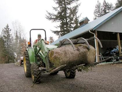 Mike's Hauling and Tractor Work