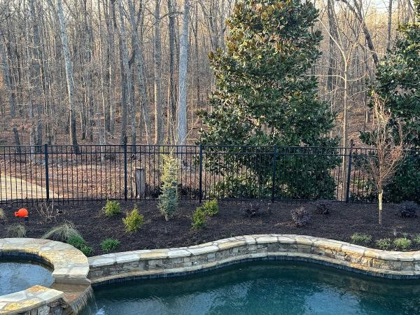 Live Oaks Landscapes Inc.