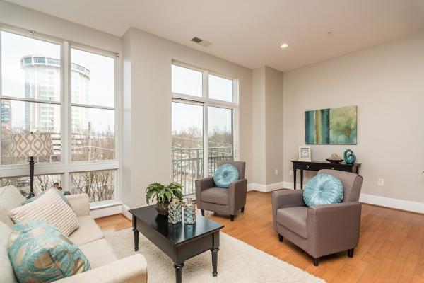Moving by Design Home Staging