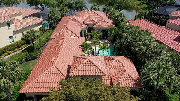 Roman Roofing Inc