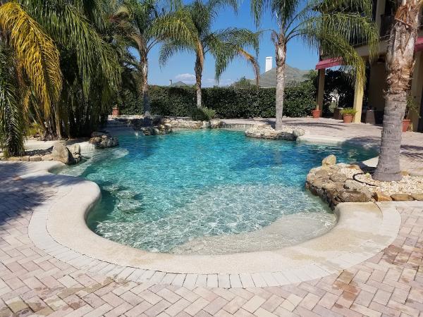 365 Pool Service