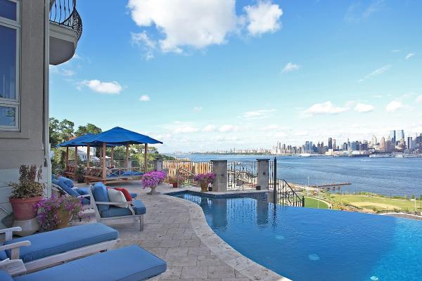 Luxury Living By Michael Hern