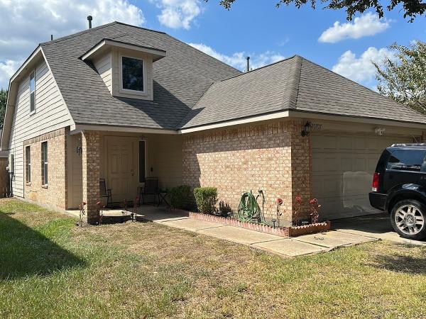 Houston Roofing & Construction