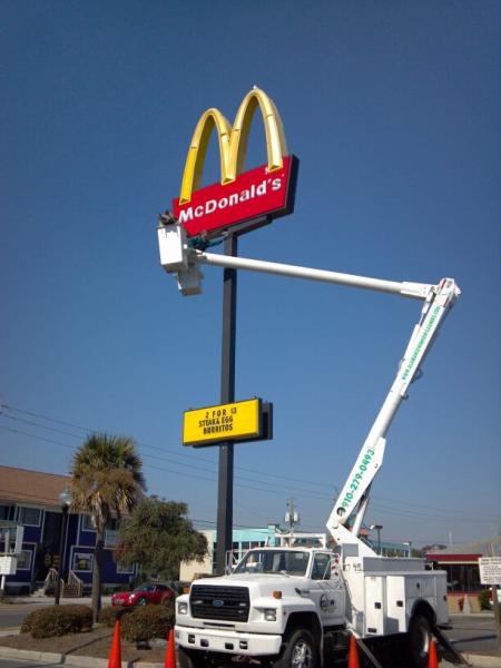 AWC Sign & Light