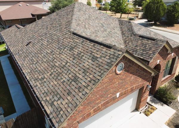 Lago Roofing & Solar