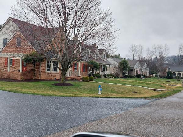 River Lawncare & Tree Service LLC