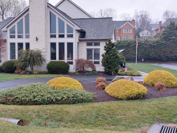 River Lawncare & Tree Service LLC