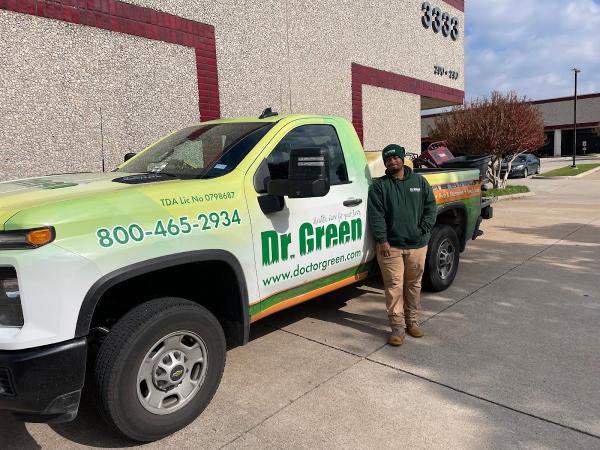 Doctor Green Lawn Care Services