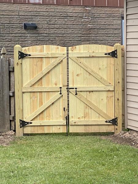 Sadler Fence and Sons LLC